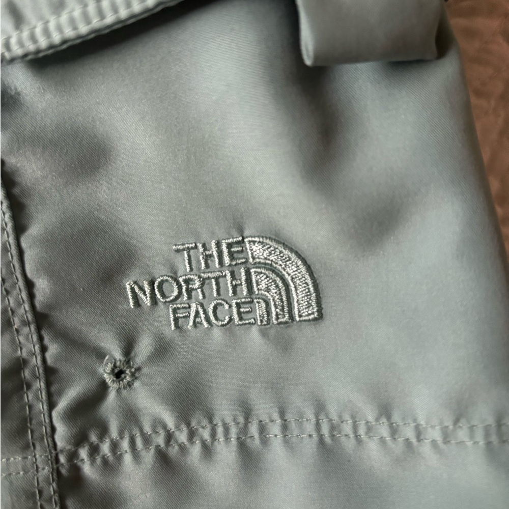 The North Face cargo board shorts - Picture 5 of 8